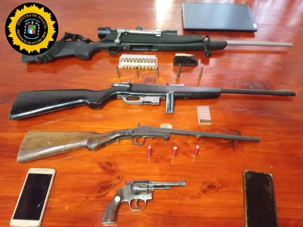 Dos detenidos y un arsenal incautado tras incendio intencional a camioneta de Emiliano Castrillón